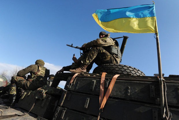 Ukrayna Silahlı Qüvvələrinin iki komandiri işdən çıxarıldı - FOTO