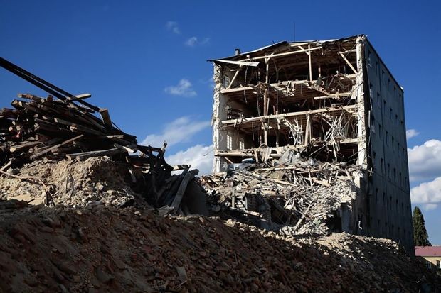 Cənubi Afrikada bina çökdü: 59 nəfər dağıntılar altınada qala bilər